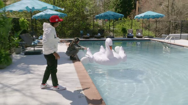 [Image: 3dyb8aup7nx8.png]