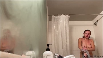 [Image: Voyeur18685145855.jpg]