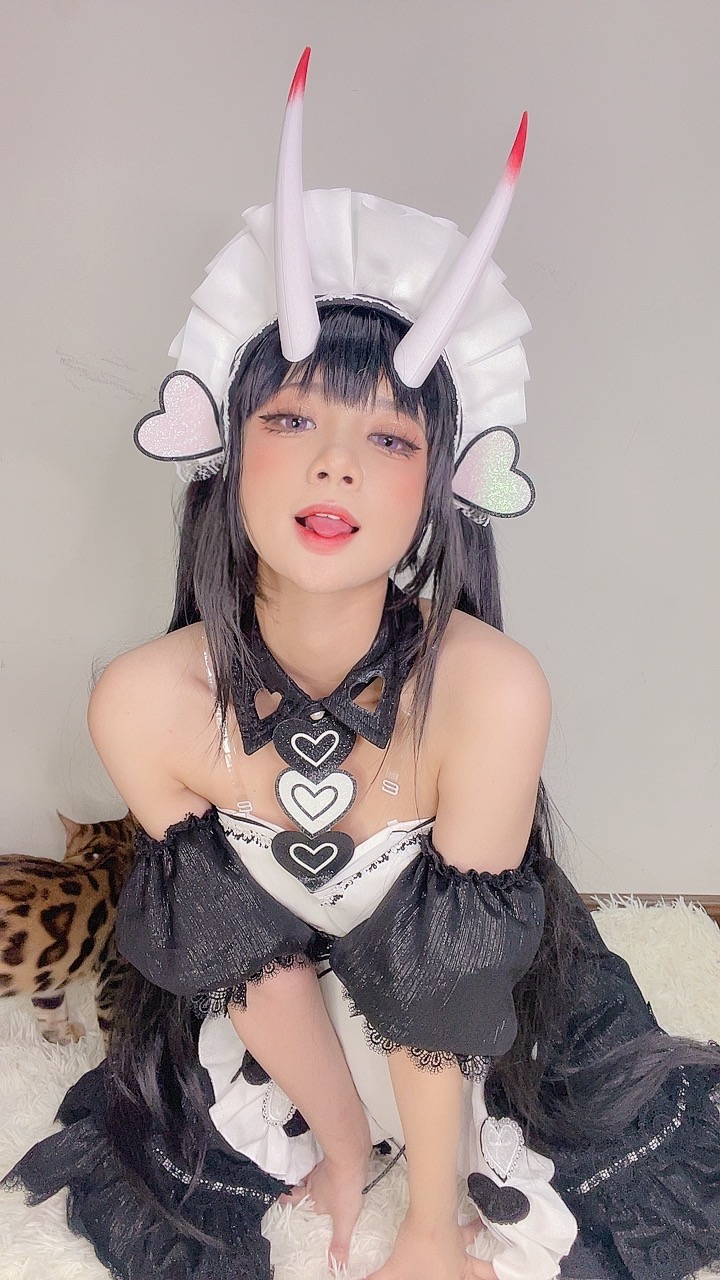 PoppaChan Noshiro Maid Cosplay (Azur Lane) – 117 Photos 11 Videos 408MB插图5