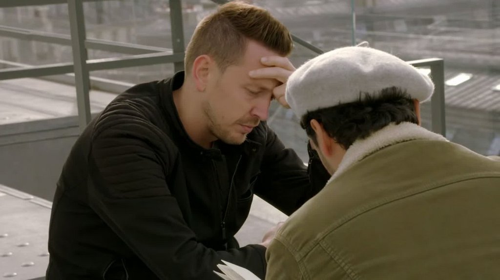 [Image: gew3eje7q95d.jpg]