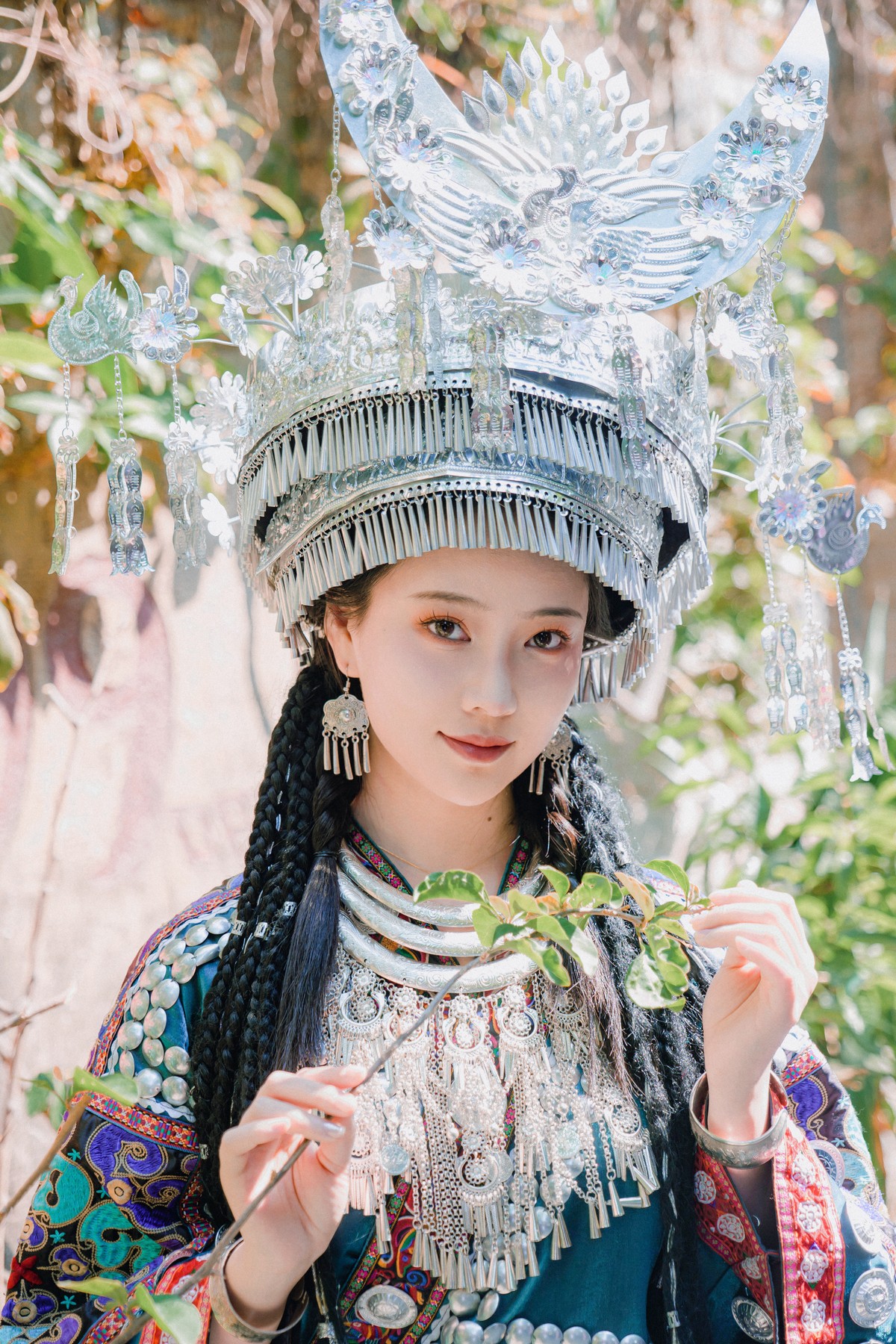 年年nnian 苗疆少女写真 民族风情Cosplay图集插图2