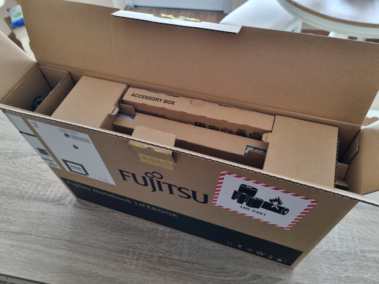 P: Nový Fujitsu Lifebook