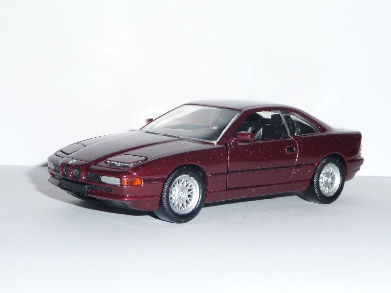 BMW 850 Schuco (1)