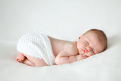 00-baby-dreams1-sleeping-newborn-baby-blanket-59033149
