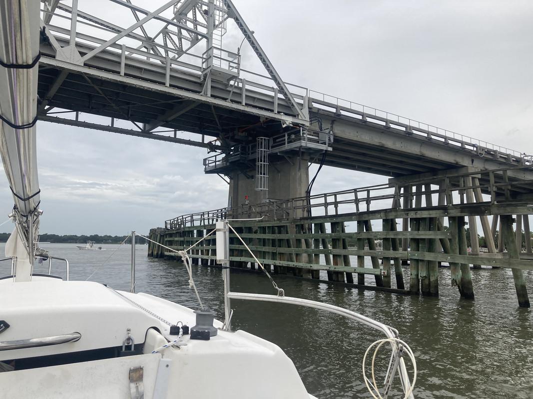 057D1FF2-E9B5-4497-922D-C97DE8ADE0E1