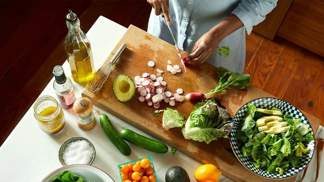 [Image: keto-healthy-eating-cooking-kitchen-vege...header.jpg]
