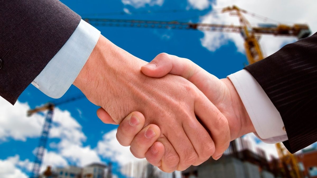 AMLO arremete contra la SCJN; buscará que exfuncionarios no puedan trabajar en IP