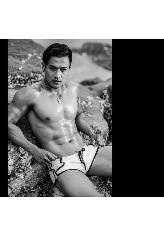 MenThor 1 - Anh trai 6 múi không thể menly hơn!