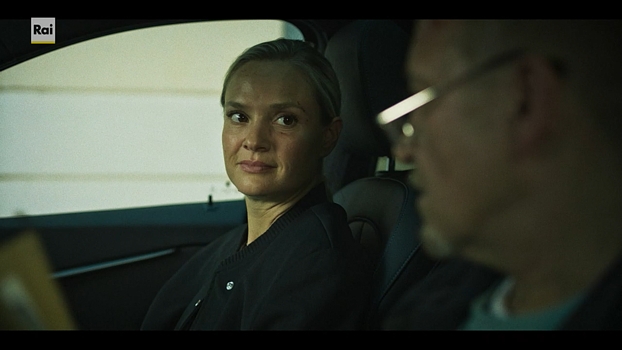 Squadra.Speciale.Cobra.11.27x01.Non.E.Un.Gioco.Da.Ragazzi.WEB-DL.RaiPlay.mp4_snapshot_00.40.17.000