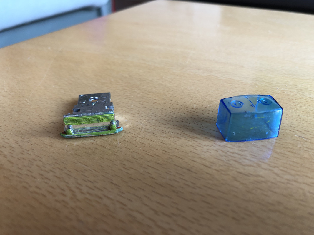 1E05F451-B90A-422A-8602-FD03AC7698F6