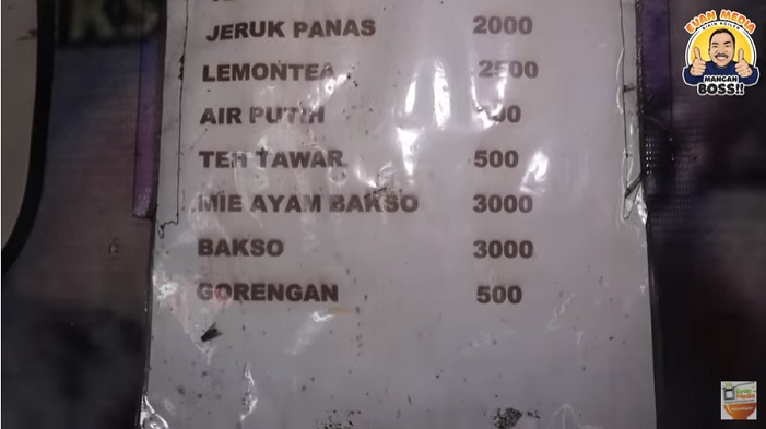 Menu di Warung Mie Ayam Bakso Pak Suro, Klaten.