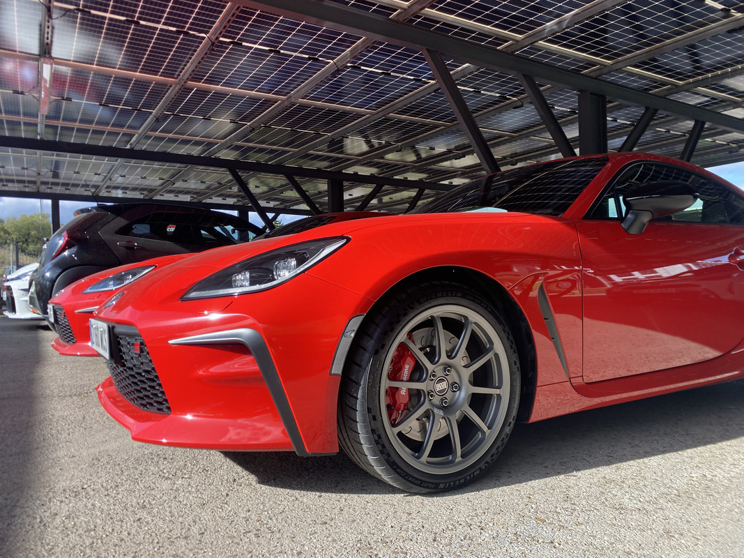 98E95267-49B6-4972-9078-6ED00CE0FAD9