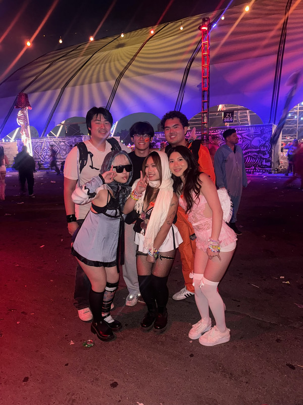 rave group photo