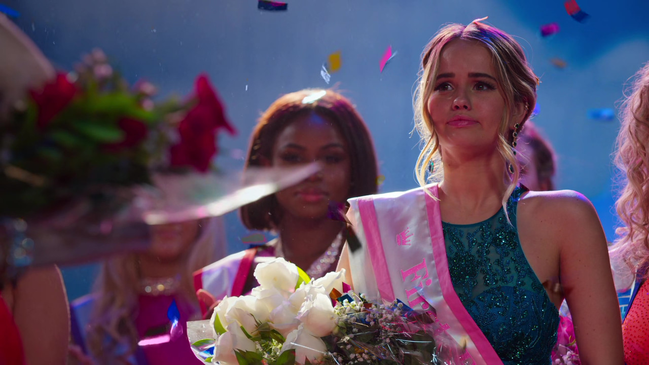 Insatiable - S02E01 - Pig (1080p NF WEB-DL x265 10bit EAC3 5.1 -