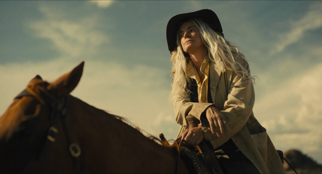 Poseida en el Desierto (2025) 1080p WEB DL Latino mkv snapshot 00 01 06 164