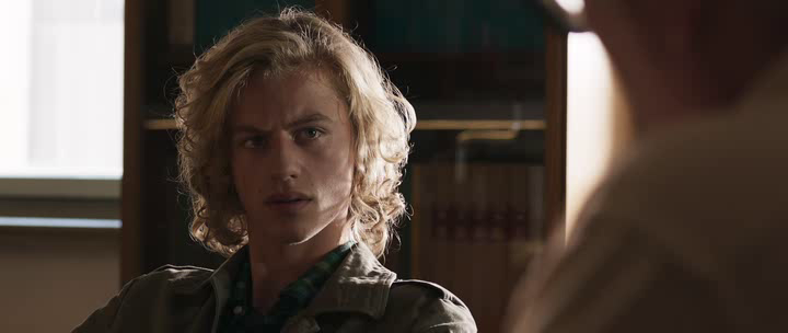 vlcsnap-2018-06-07-18h02m06s778