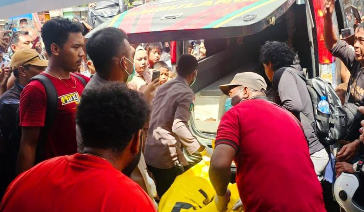 Tragis! Guru di Jayapura Tewas Terikat Tali dan Bersimbah Darah, Pelaku Dibekuk Tragis! Guru di Jayapura Tewas Terikat Tali dan Bersimbah Darah, Pelaku Dibekuk