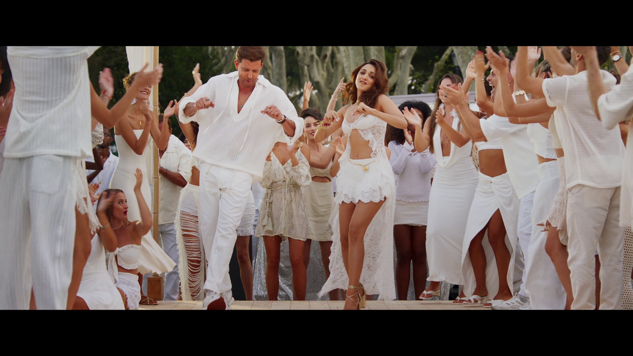 [Image: vlcsnap-2025-10-09-03h40m31s274.png]