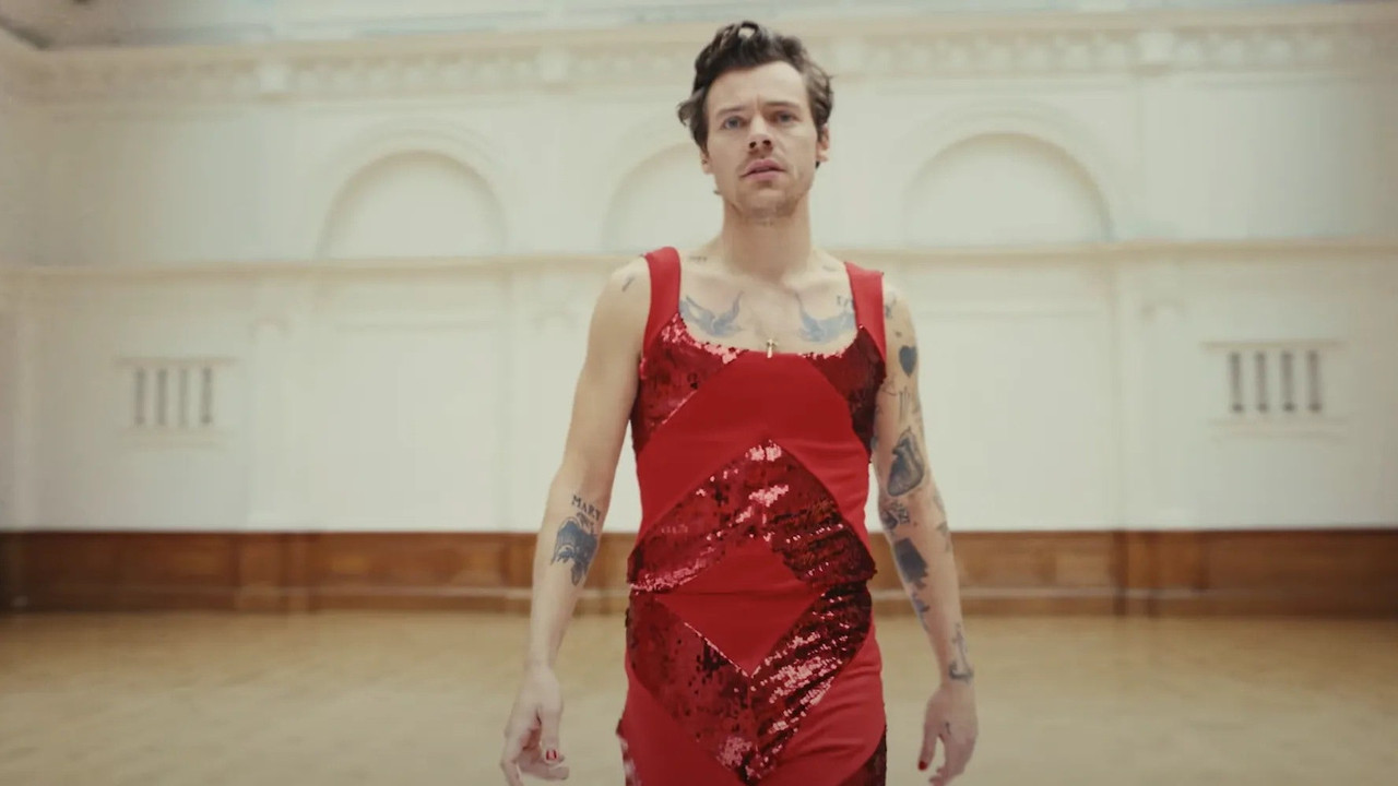 Revelado las nuevas canciones de Harry Styles, sin permiso