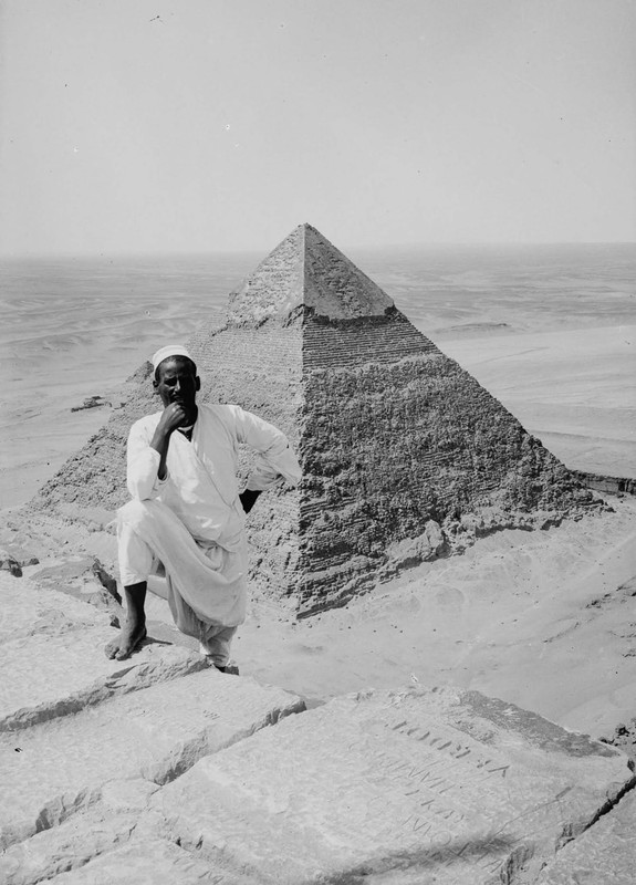 early-tourist-pyramids-ancient-egypt (19)