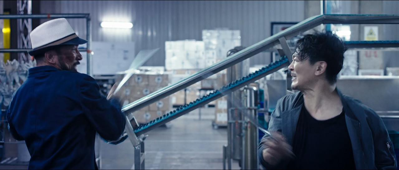 Paradox (2017) (1080p BluRay x265 SAMPA).mkv_snapshot_01.15.26.798