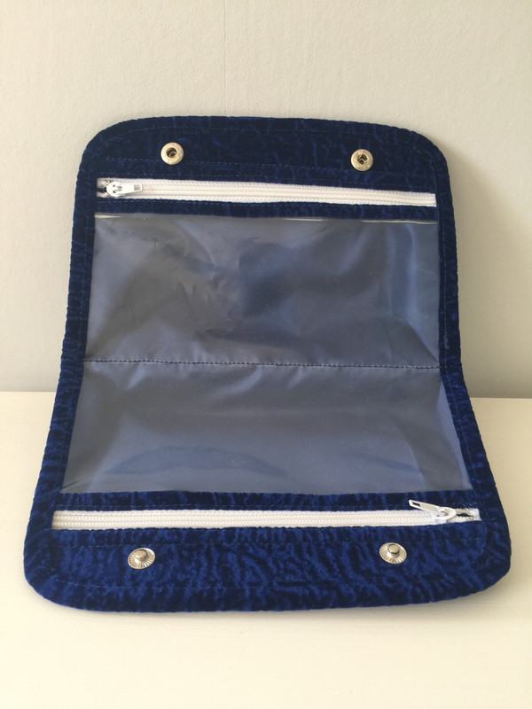 5C6992B9-A8D1-4574-A2EC-556CF1B65672