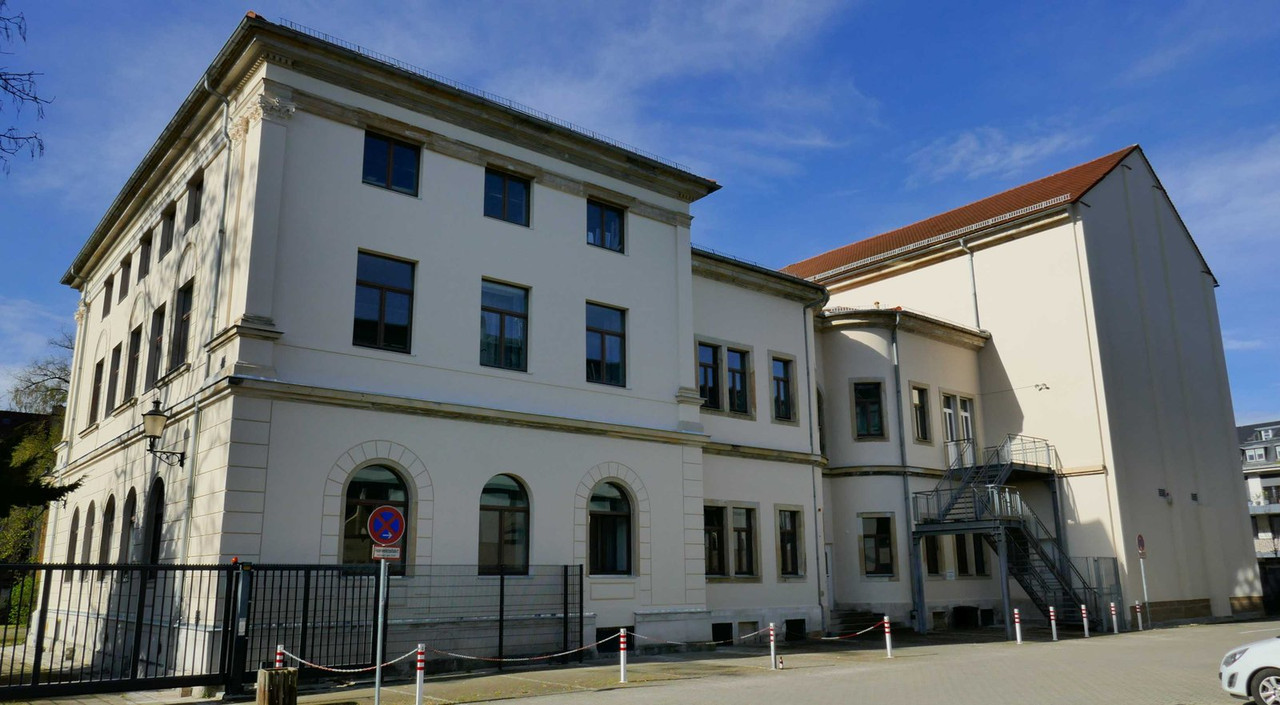 Bild: https://i.postimg.cc/1RNydhVt/P1190373.jpg