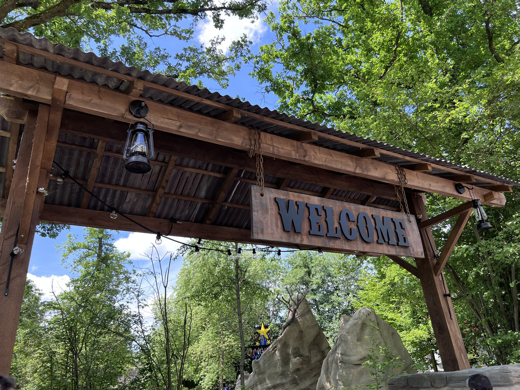 4406C6BC-7135-4F45-8765-63627CCFC1FE