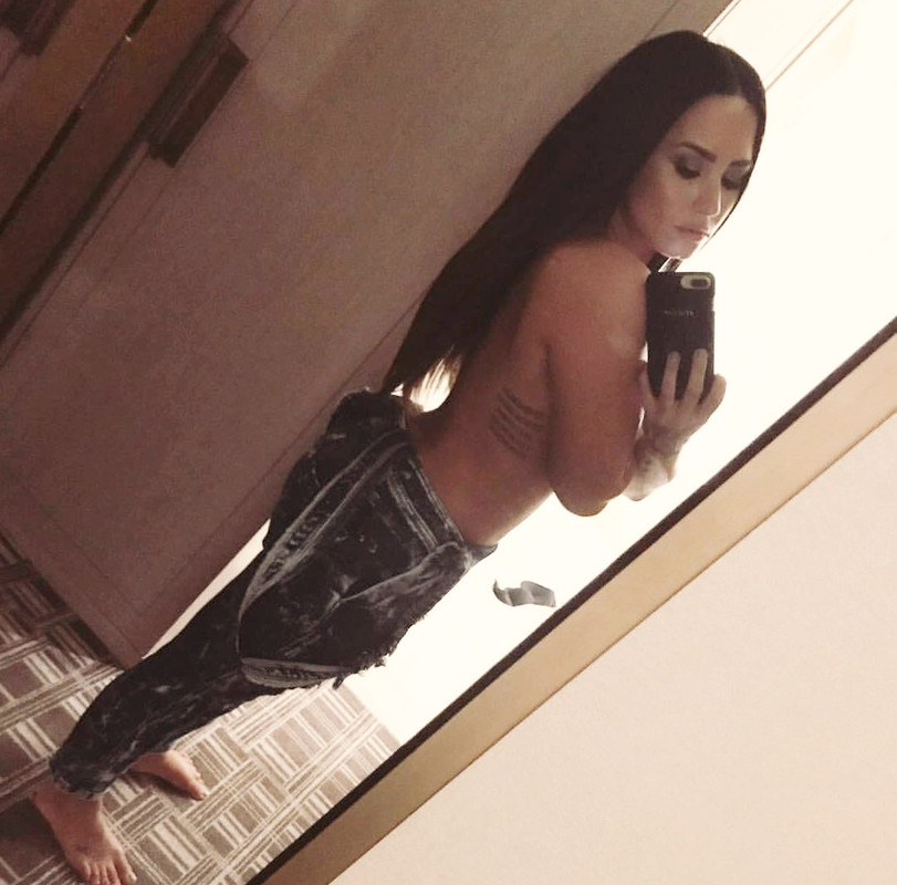 Demi-Lovato-Nude-Sex-Tape-Leaked-85