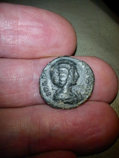 Julia Domna denarius 200ad obverse