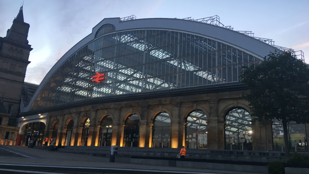 Liverpool-Lime-Street-station