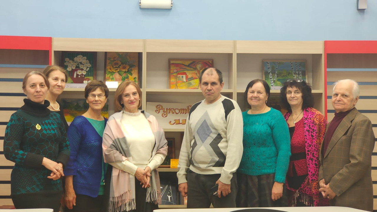 e8de46c8-44be-4059-a51d-58a0c9e7362c