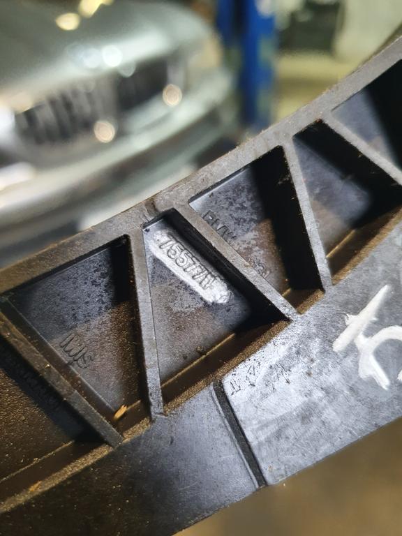 Кронштейн бампера