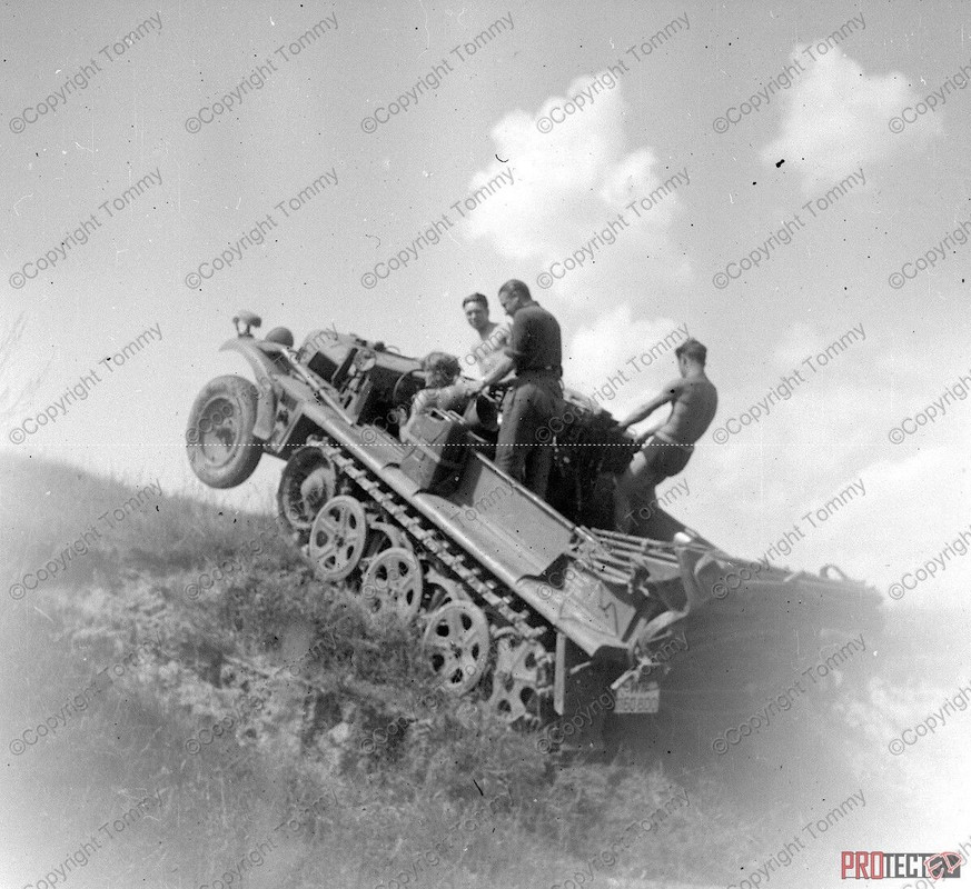 Afrika Demag Halbkette gelände Front 3