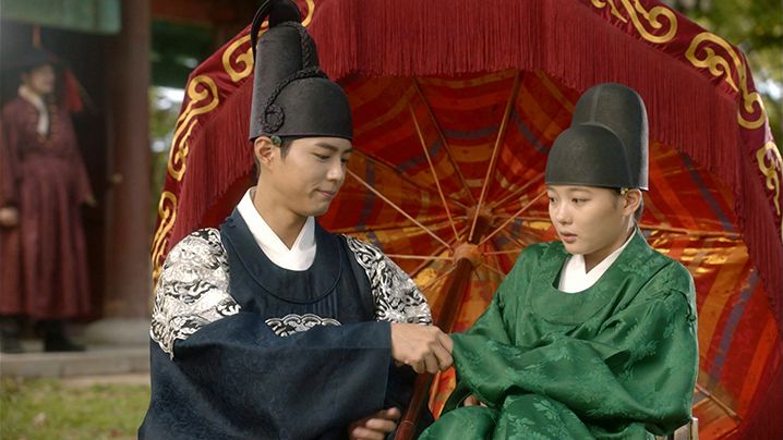 Love in the Moonlight episode 8