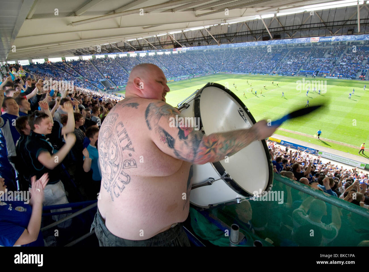 the-chant-drummer-for-the-fans-and-football-supporters-at-leicester-BKC1PA.jpg