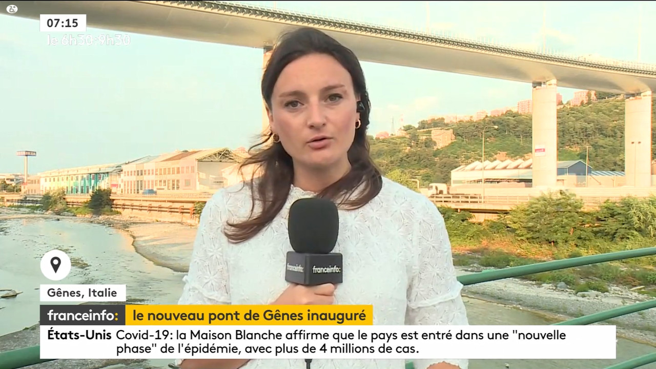 08.03 - 05.29.00 - 9h30. Entre JT, chroniques, invités et revues de p....ts_snapshot_00.52.33.295