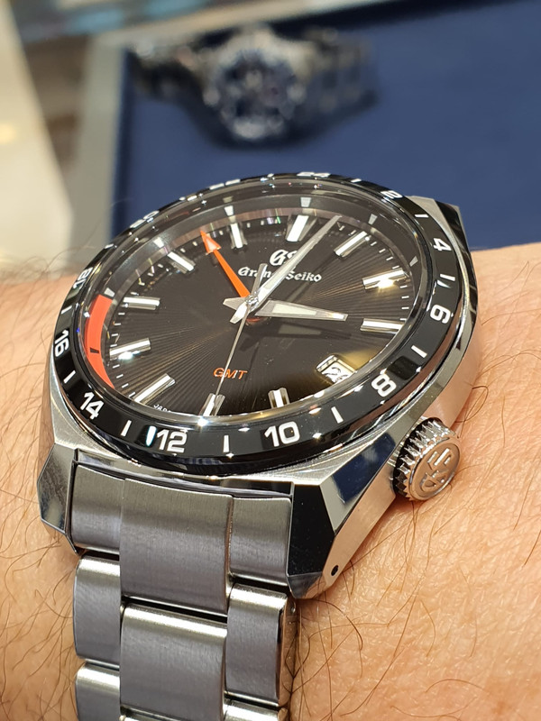 3FA8D225-EDA1-4C3C-B22A-32786B6D7015