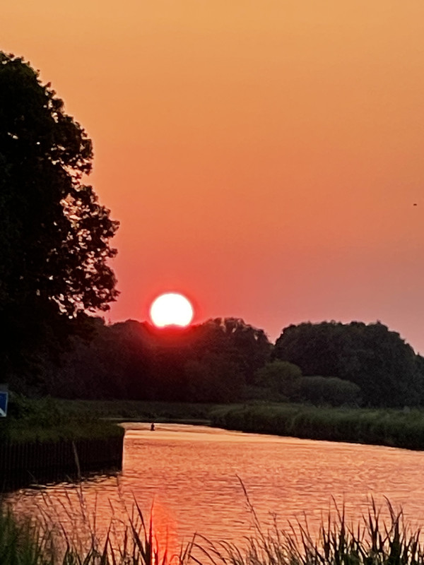 BD591795-C607-42DA-844D-5C8A6857DFF2