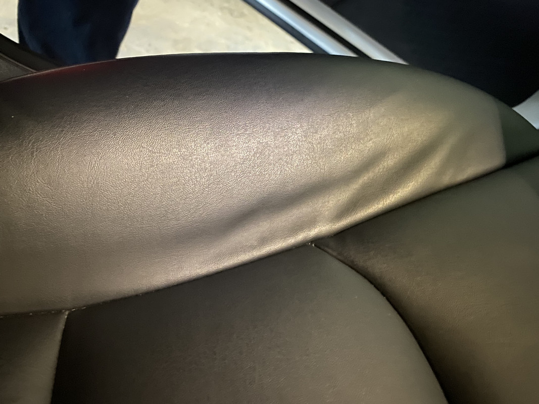 BFFDBB30-9113-4B59-8F5B-82B33787B1FA