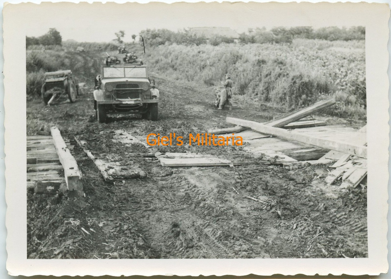 Orig Foto WKII Panzer Division Wiking Artillerie Regiment 5 Vormarsch