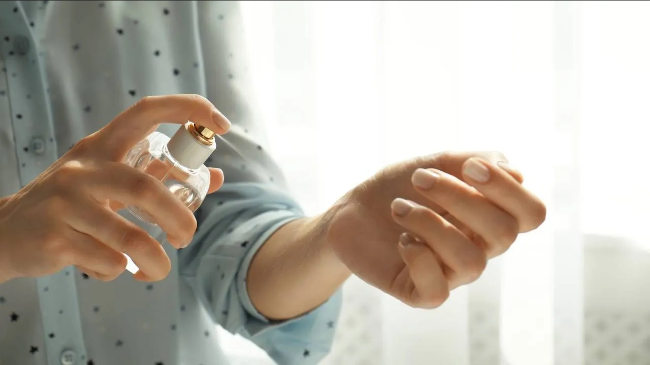 ¿Qué perfumes de mujer duran todo el día? Estas son las fragancias ideales