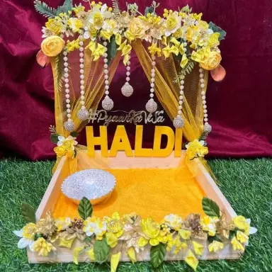 haldi mehndi ki thali