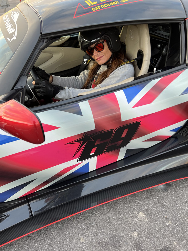 95926326-2F72-44C3-8839-06BB1D410558