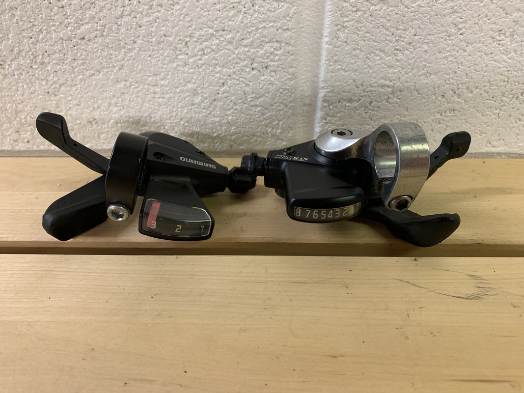 FABB28F8-2DFF-4575-8A4F-32D352C441DE