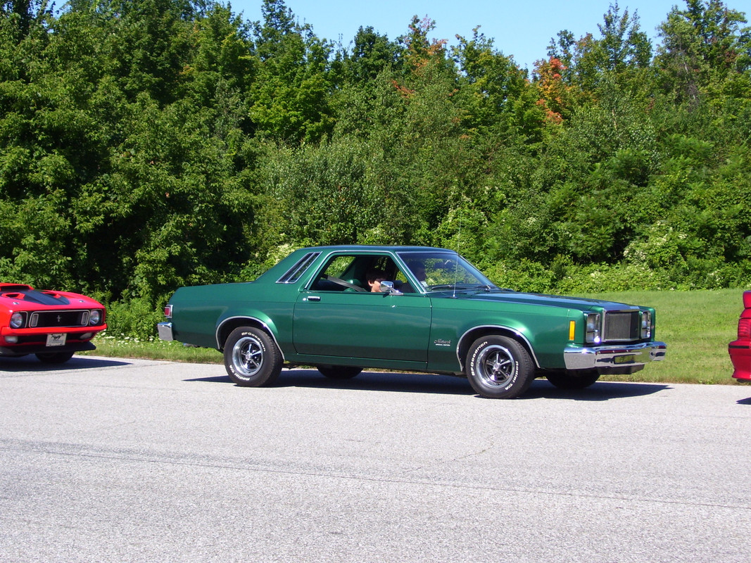 Montréal Mustang dans le temps! 1981 à aujourd'hui (Histoire en photos) - Page 14 100-0432