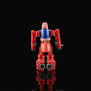 Transformers-Studio-Series-86-Core-Wheelie-05
