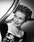 Teresa-Wright-b18