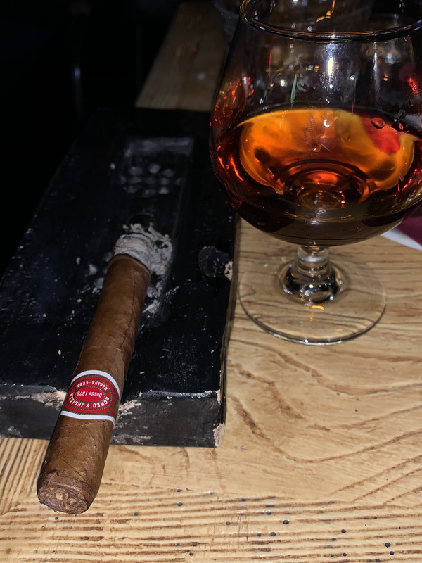 8DA8ED2A-7B09-4B86-AC79-4B36AA161ADD