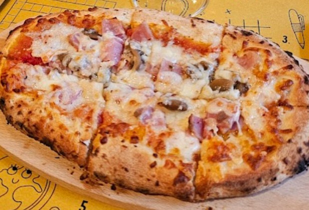 Prosciutto e funghi piccola